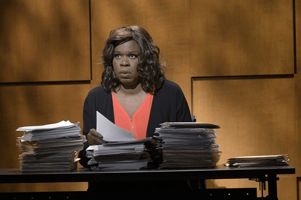 Tall black actress Leslie Jones in Saturday Night Live