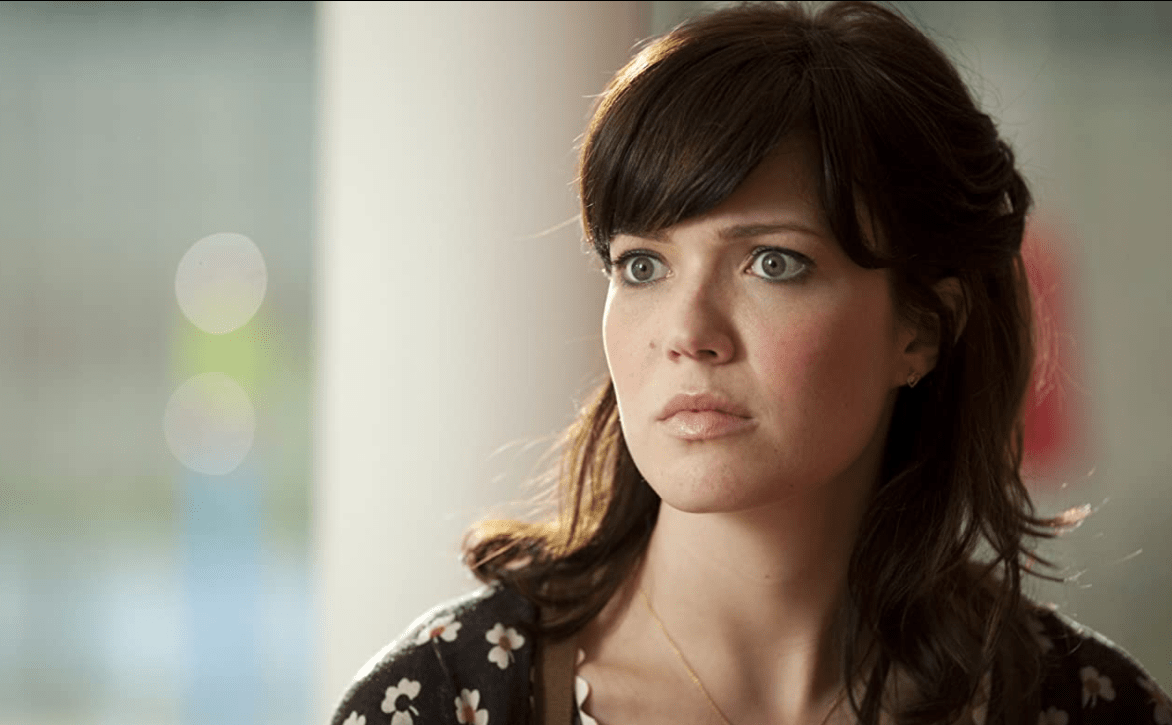 Mandy Moore in Swinging with the Finkels