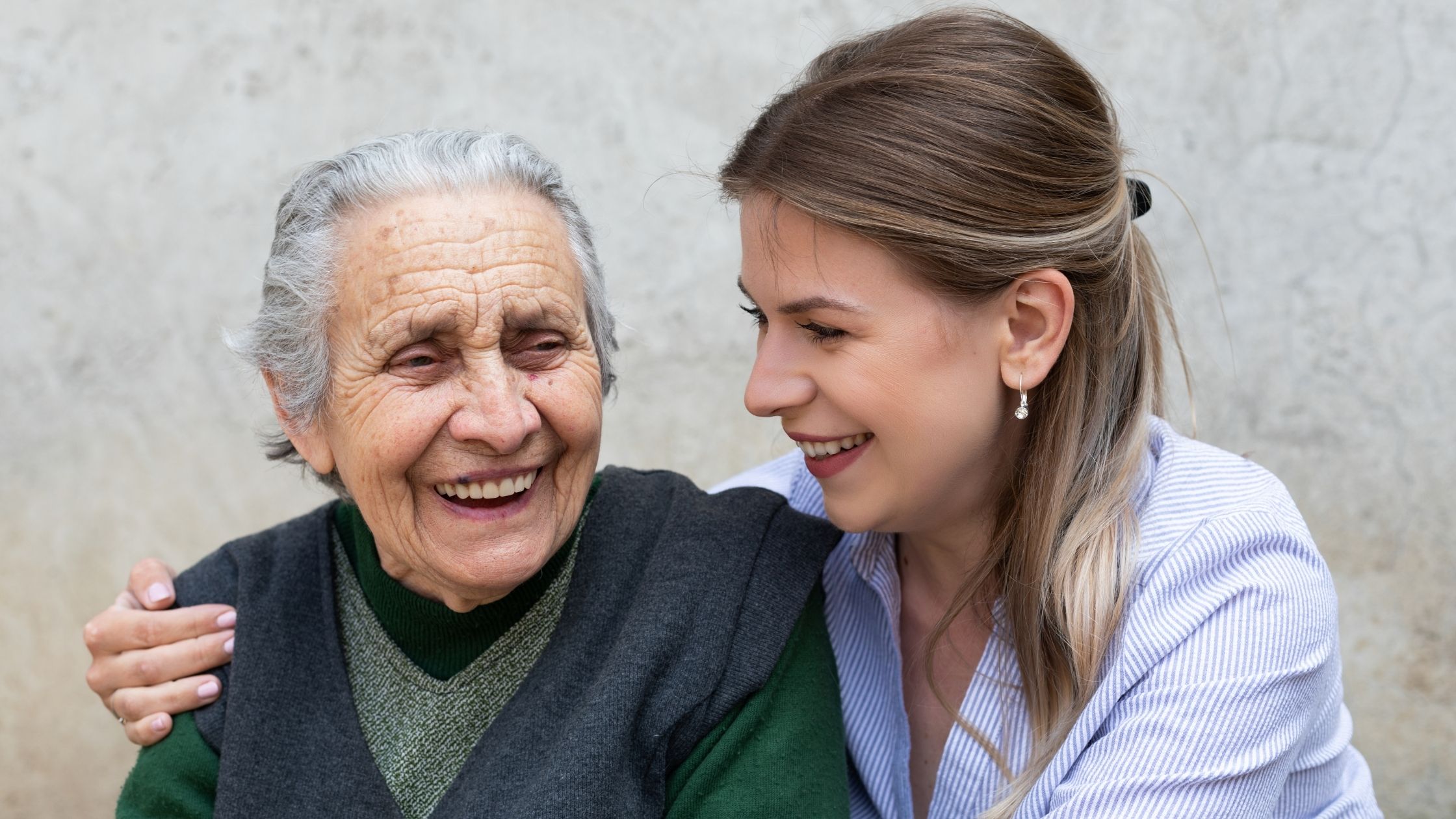 Spending time with an old woman is a great gift for her