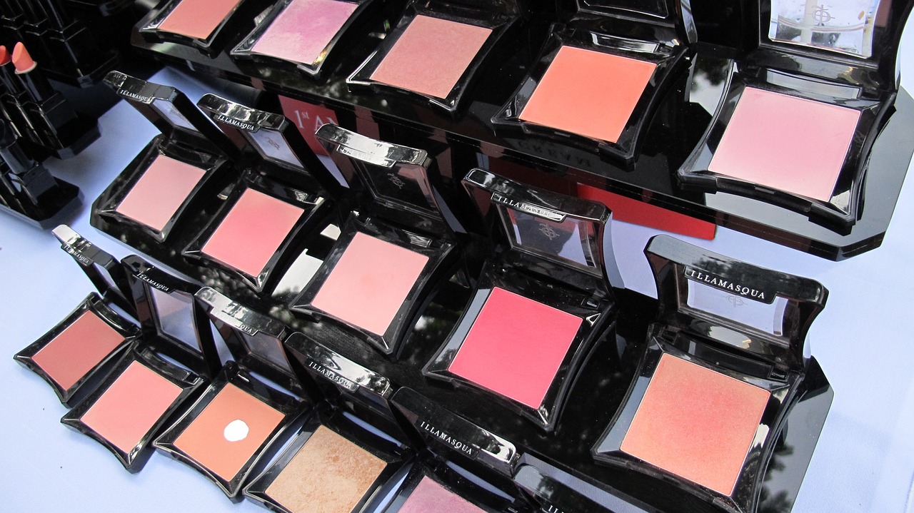 Blush for woman