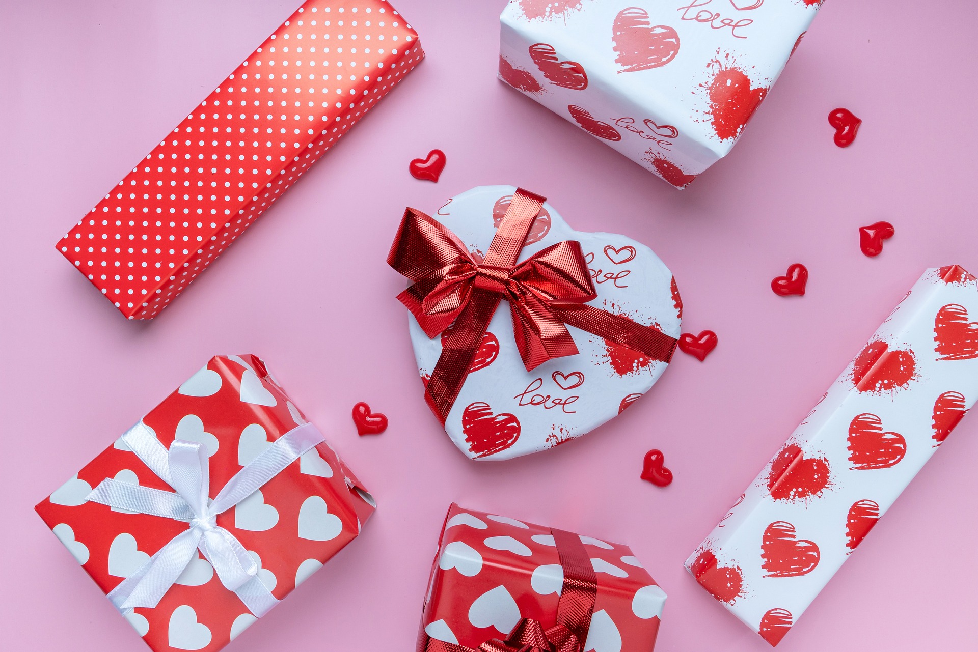 Gifts for romantic Partner on First Night